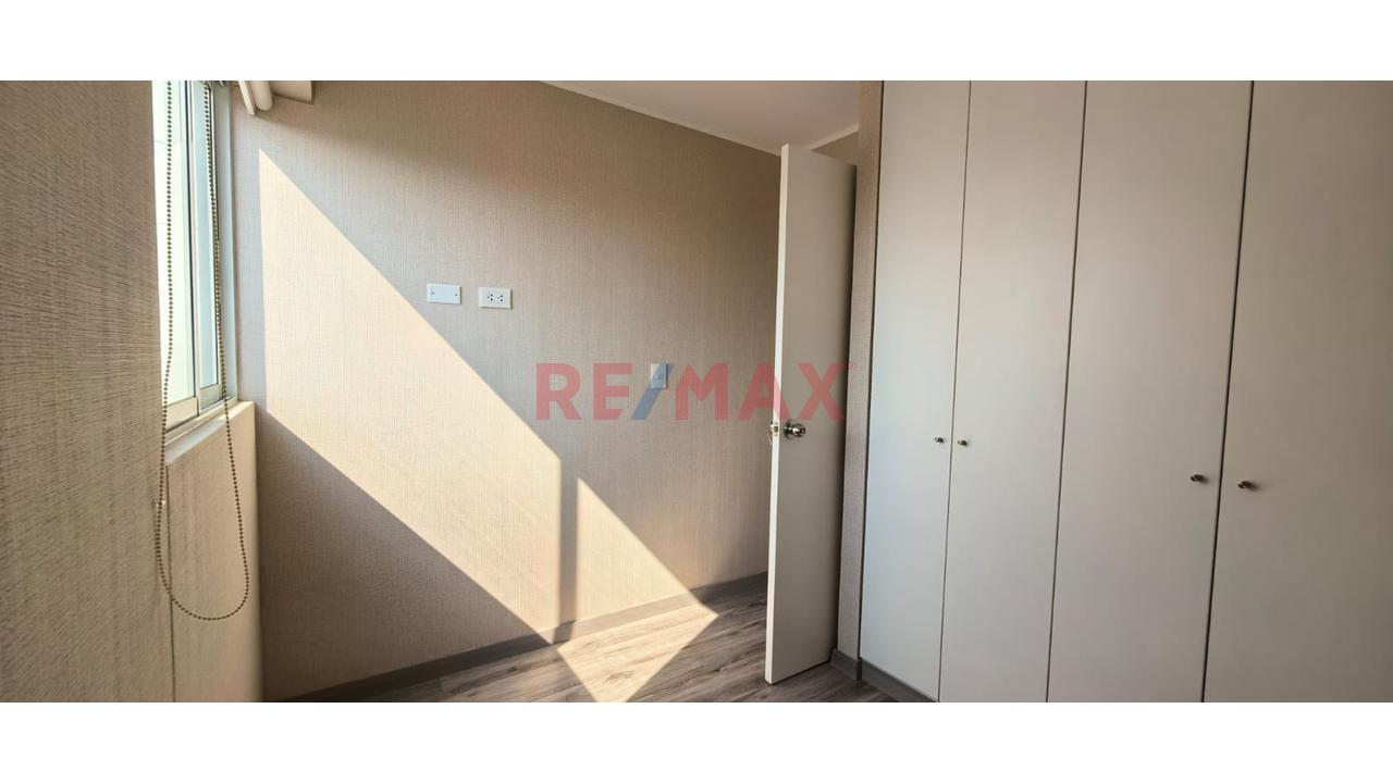Exclusivo Dúplex De 109.53 M² Con Terraza En Santa Catalina | Sin Alcabala + 03 Estacionamientos De Bicicletas — foto 8