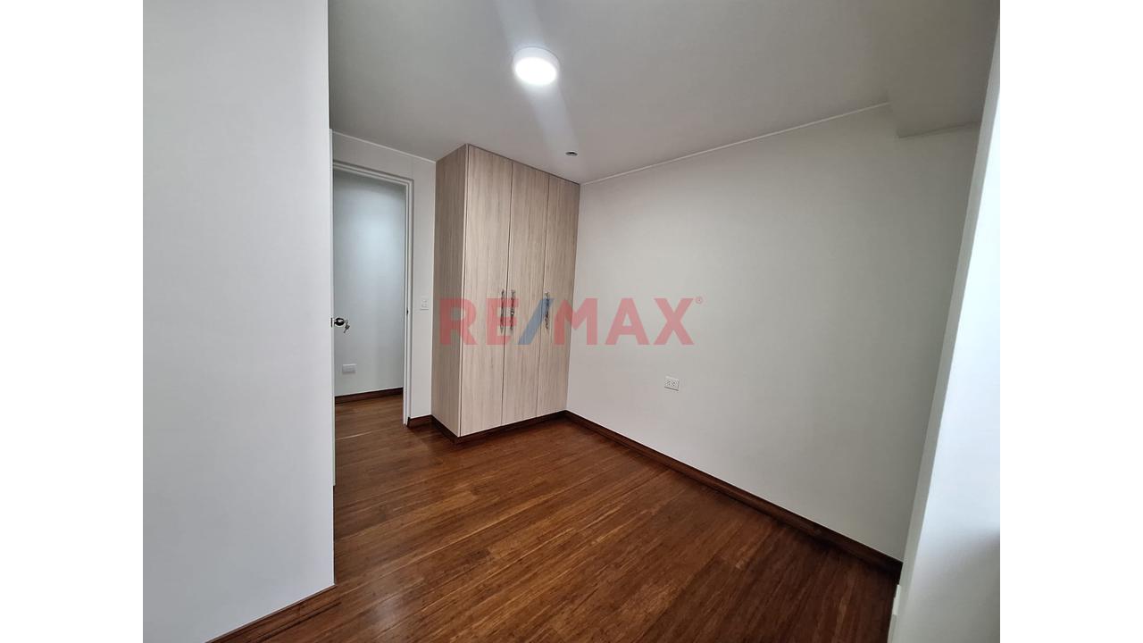Vendo Excelente Duplex Estreno Con Terraza En Urb. Las Gardenias Santiago De Surco — foto 13