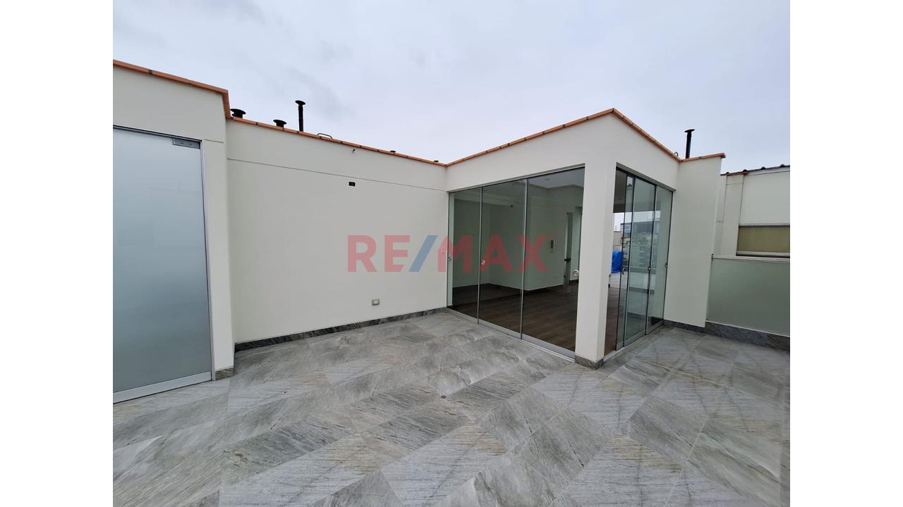 Vendo Excelente Duplex Estreno Con Terraza En Urb. Las Gardenias Santiago De Surco — foto 14