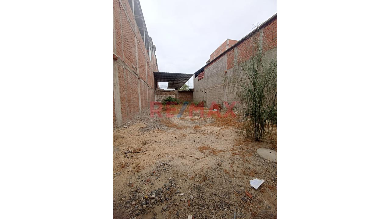 Alquiler De Terreno En Urb.Bancaria - 3