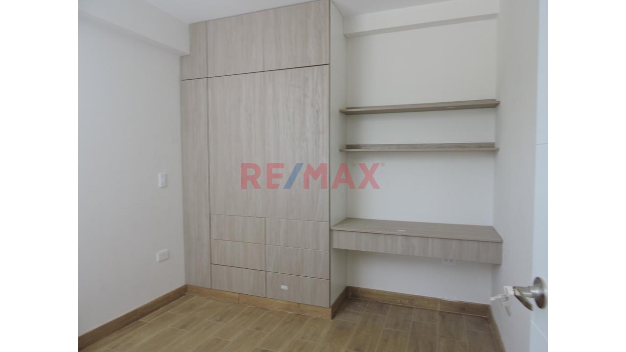 Venta De Hermoso Departamento En Estreno - Urb. Alameda Country Club - 4To Piso - 2