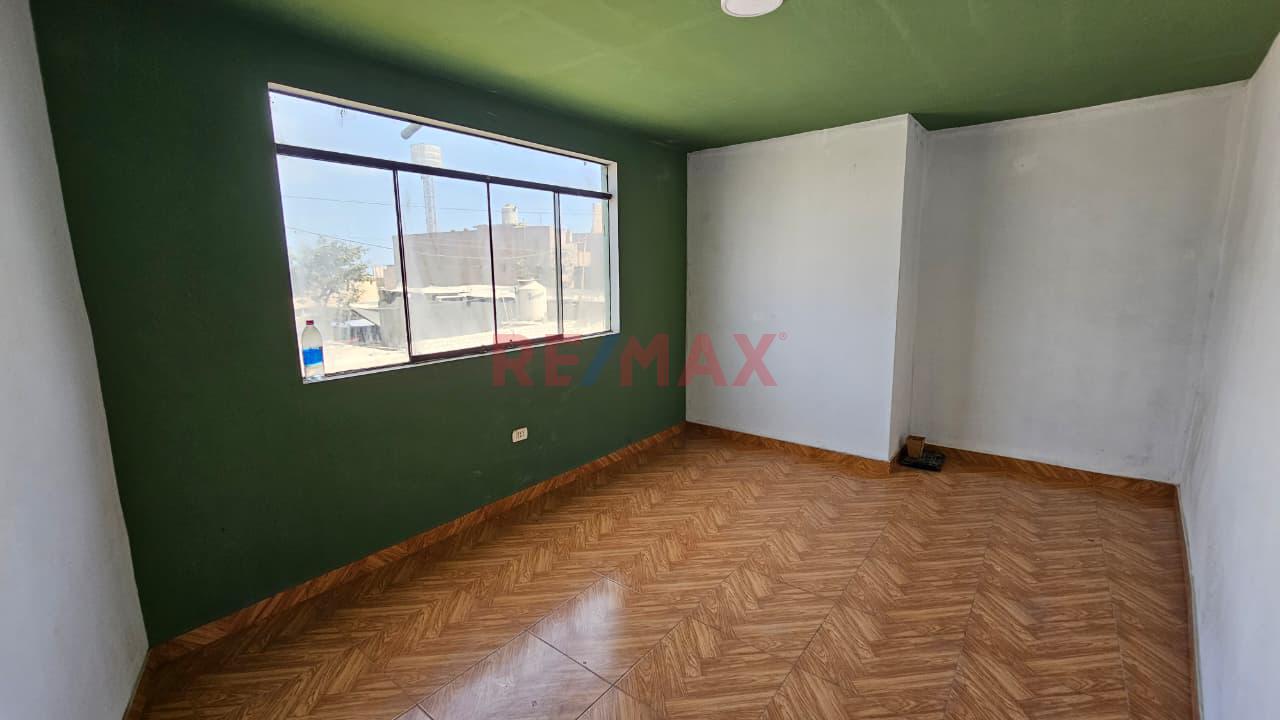 Se Vende Amplia Casa En Esquina (2 Pisos) - Sector Rio Seco, El Porvenir. - 9
