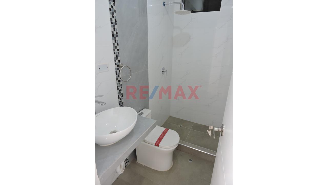 Venta De Departamento En 1Er Piso - Urb. Alameda Country Club - 9
