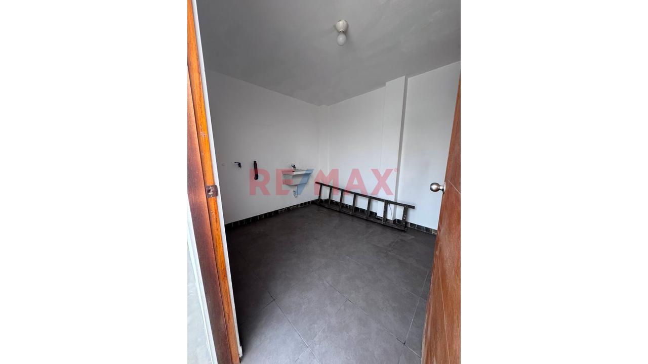 Venta Departamento Duplex Surco Limite Con Chorrllos Y San Juan De Miraflores - 17