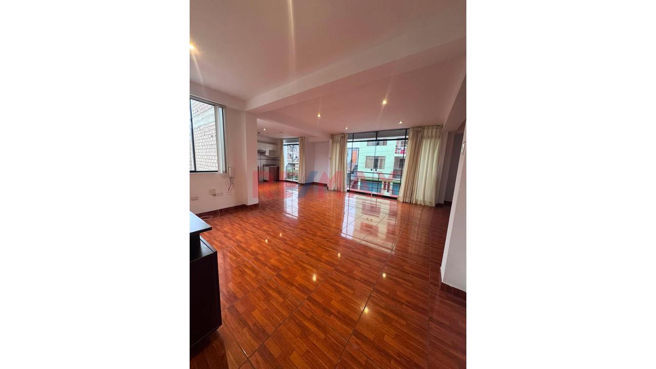 Venta Departamento Duplex Surco Limite Con Chorrllos Y San Juan De Miraflores - 3