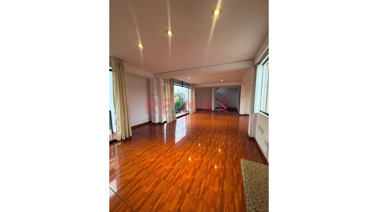 Venta Departamento Duplex Surco Limite Con Chorrllos Y San Juan De Miraflores - 5