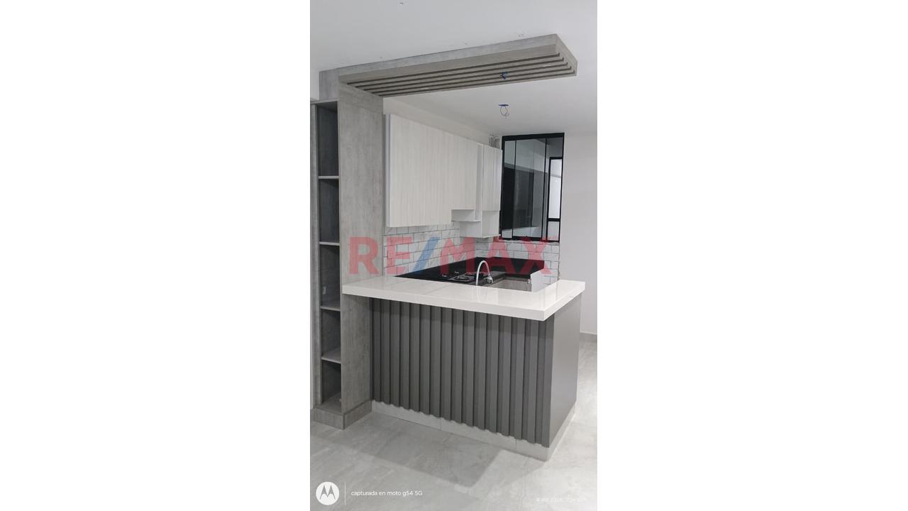 Venta De Hermoso Departamento 3Er Piso - Urb. Alameda Country Club - Castilla - Piura - 6