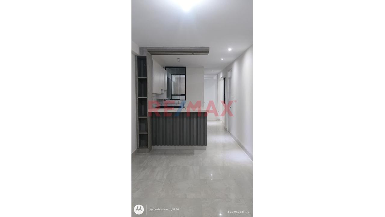 Venta De Hermoso Departamento 3Er Piso - Urb. Alameda Country Club - Castilla - Piura - 3