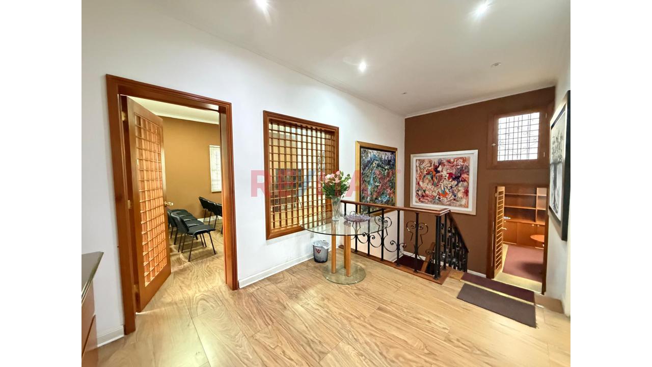 🏡 Casa Con Excelente Ubicación En San Isidro – Ideal Para Vivienda U Oficina - 6