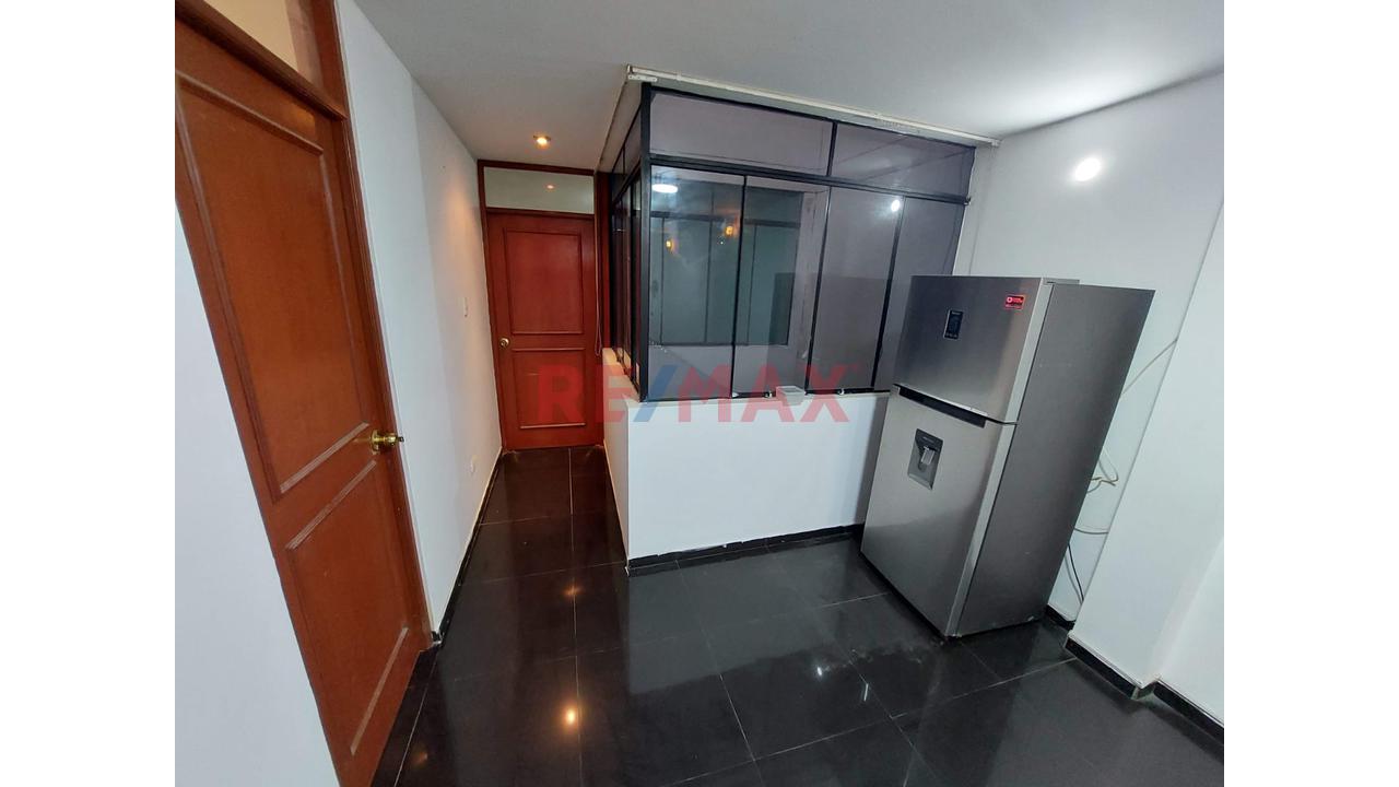 🏡 ¡Amplio Departamento De 105 M² En Venta En San Diego – San Martín De Porres! — foto 2