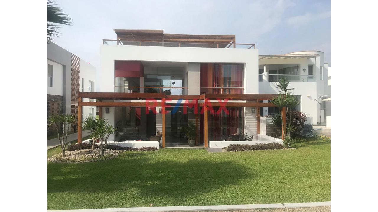 ¡Tu Casa De Playa Soñada Te Espera En Condominio Lobo Blanco En Exclusivo Balneario De Asia!   Precio De Oportunidad   Us$ 350,000