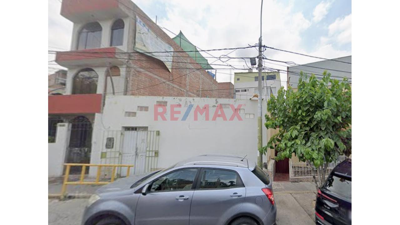 Casa A Precio De Terreno Parte Baja Selva Alegre - 2