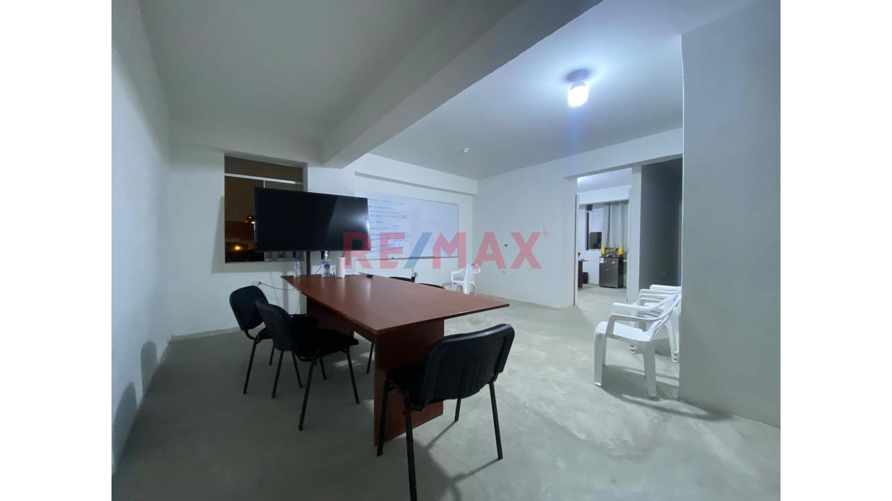 Edificio Comercial Y/O Industrial En Venta | 675 M² Construidos | Frente De 21 M | Cercado De Lima - 10