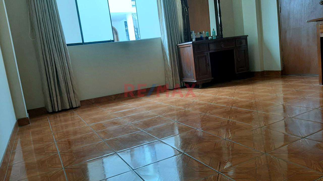Oportunidad Departamento 122M2 X Plaza Norte - 10