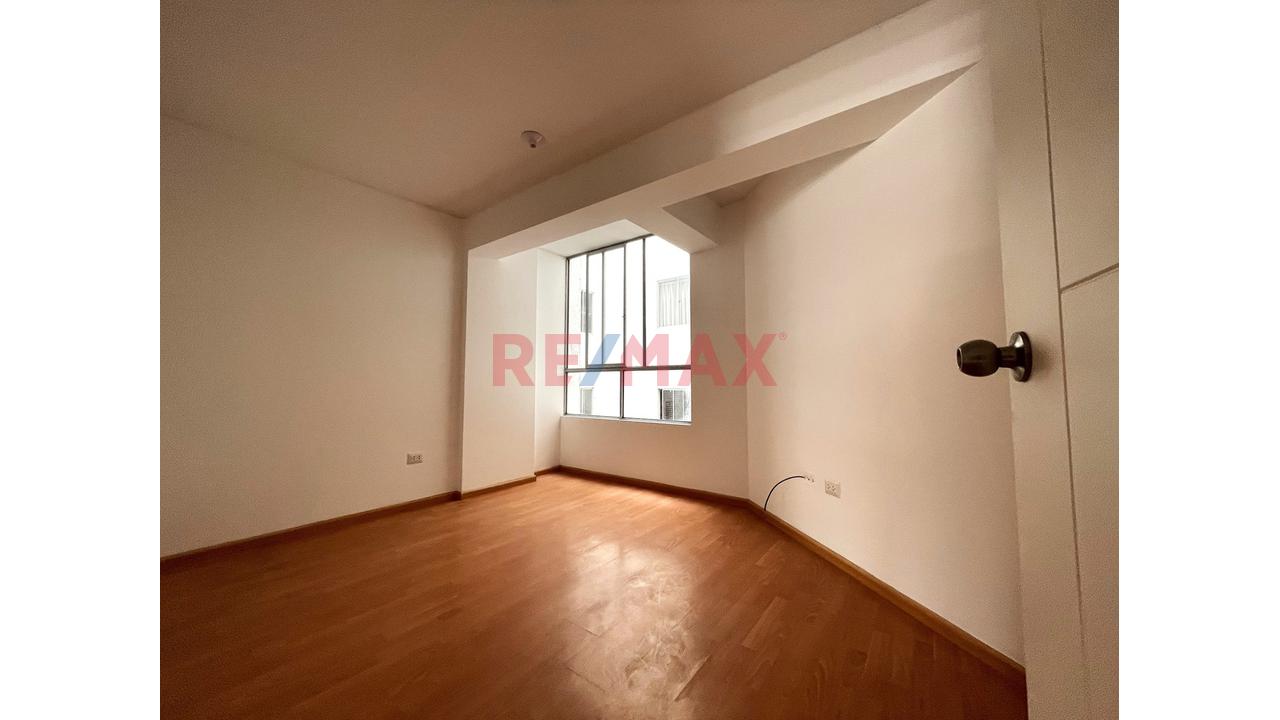 Amplio Duplex En Venta En Barrio Medico - 10