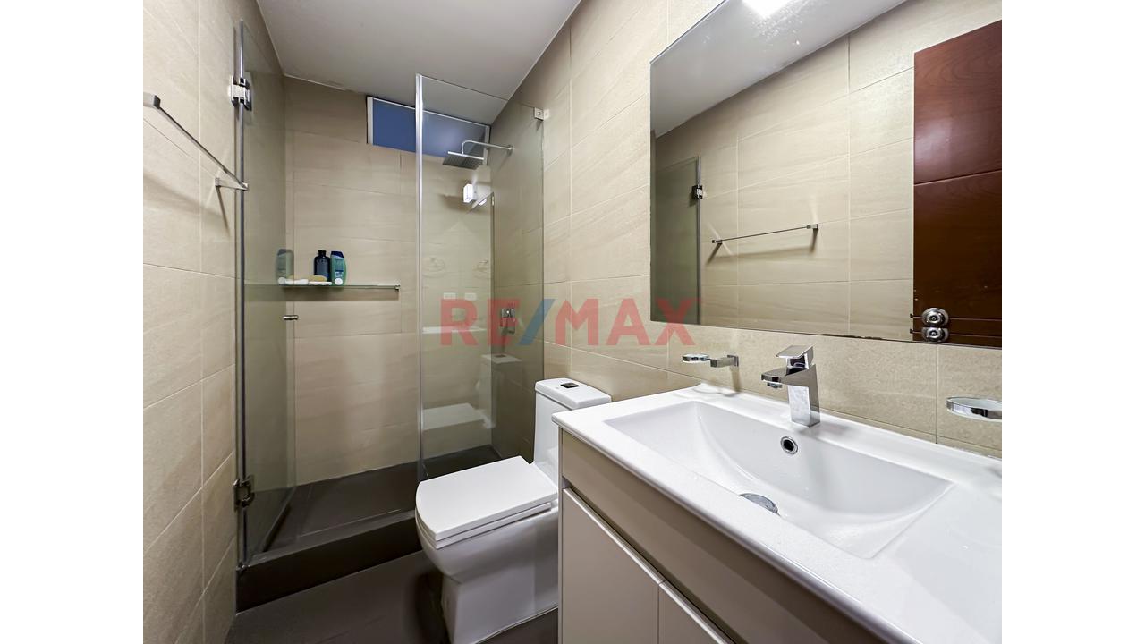 Funcional Departamento En La Mejor Zona De Surquillo — foto 11