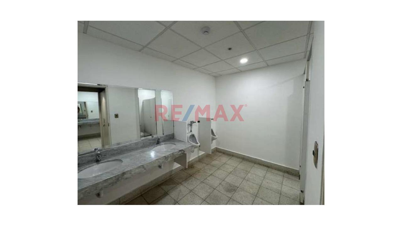 Se Alquila Moderna Oficina De 212 M2 En Magdalena, Con 3 Estacionamientos - 16