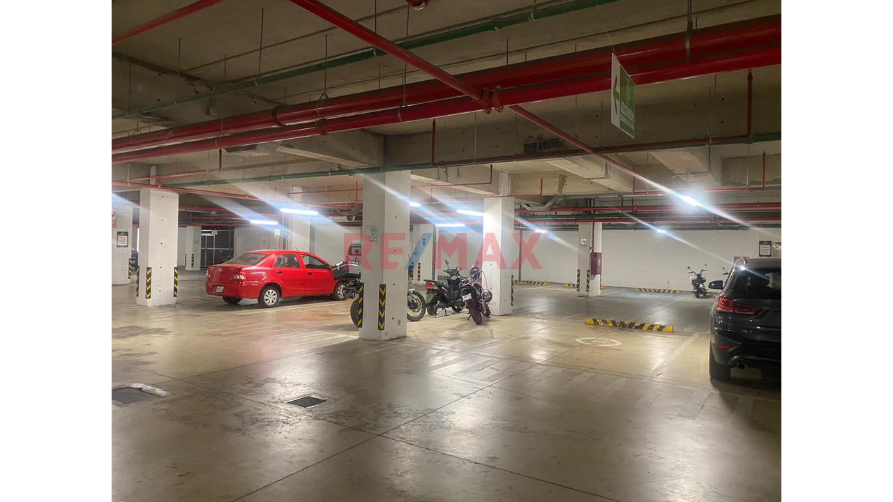 Venta De Local Comercial En Colonialmarket Cdra. 41 Av Oscar R. Benavides Bellavista Al Costado De Mall Plaza Bellavista - 19
