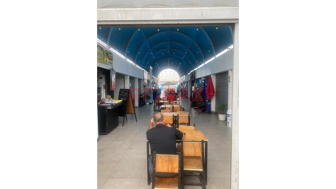 Venta De Local Comercial En Colonialmarket Cdra. 41 Av Oscar R. Benavides Bellavista Al Costado De Mall Plaza Bellavista - 16