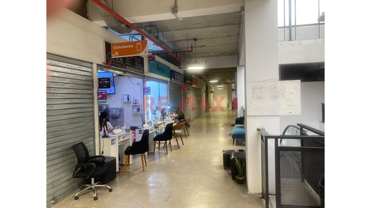 Venta De Local Comercial En Colonialmarket Cdra. 41 Av Oscar R. Benavides Bellavista Al Costado De Mall Plaza Bellavista - 9
