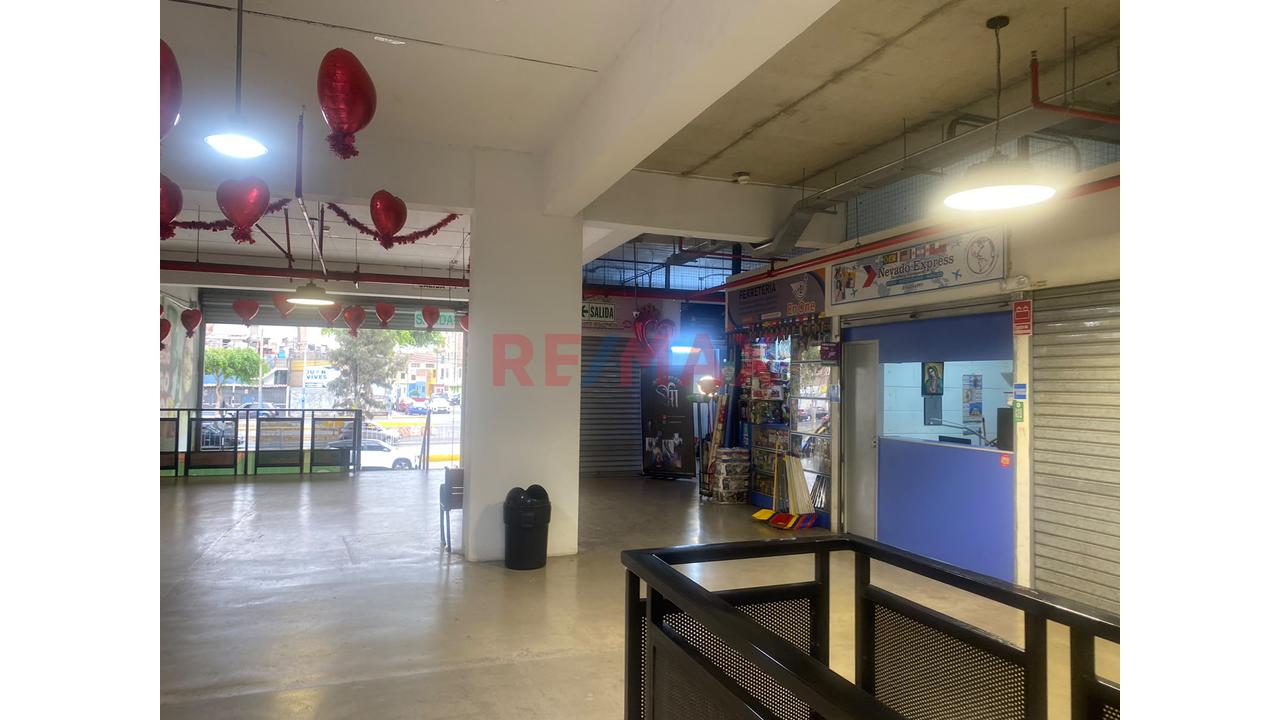 Venta De Local Comercial En Colonialmarket Cdra. 41 Av Oscar R. Benavides Bellavista Al Costado De Mall Plaza Bellavista - 11