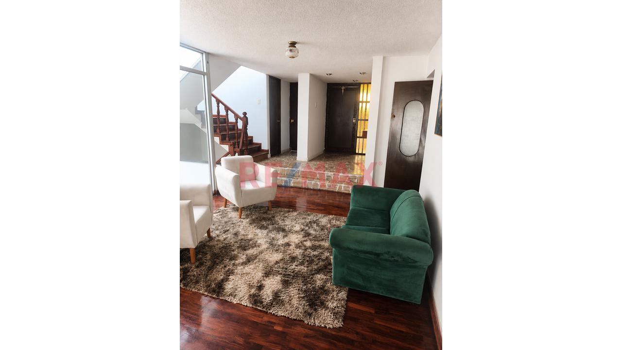 Vendo Casa De 300M² Con Gran Potencial Inmobiliario – San Miguel - 2