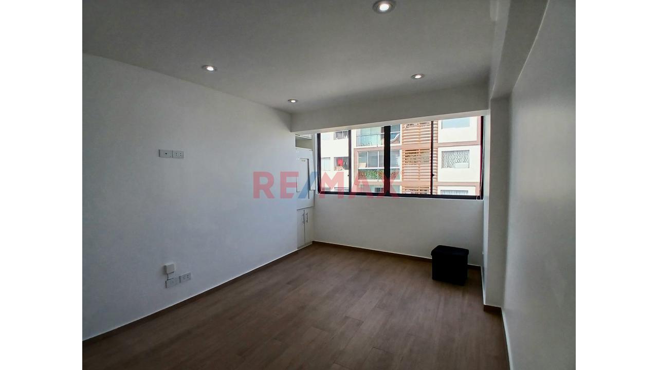 🏡✨ ¡Alquiler De Departamento En Zona Exclusiva De Surquillo, Urb. ¡La Calera De La Merced! - 6