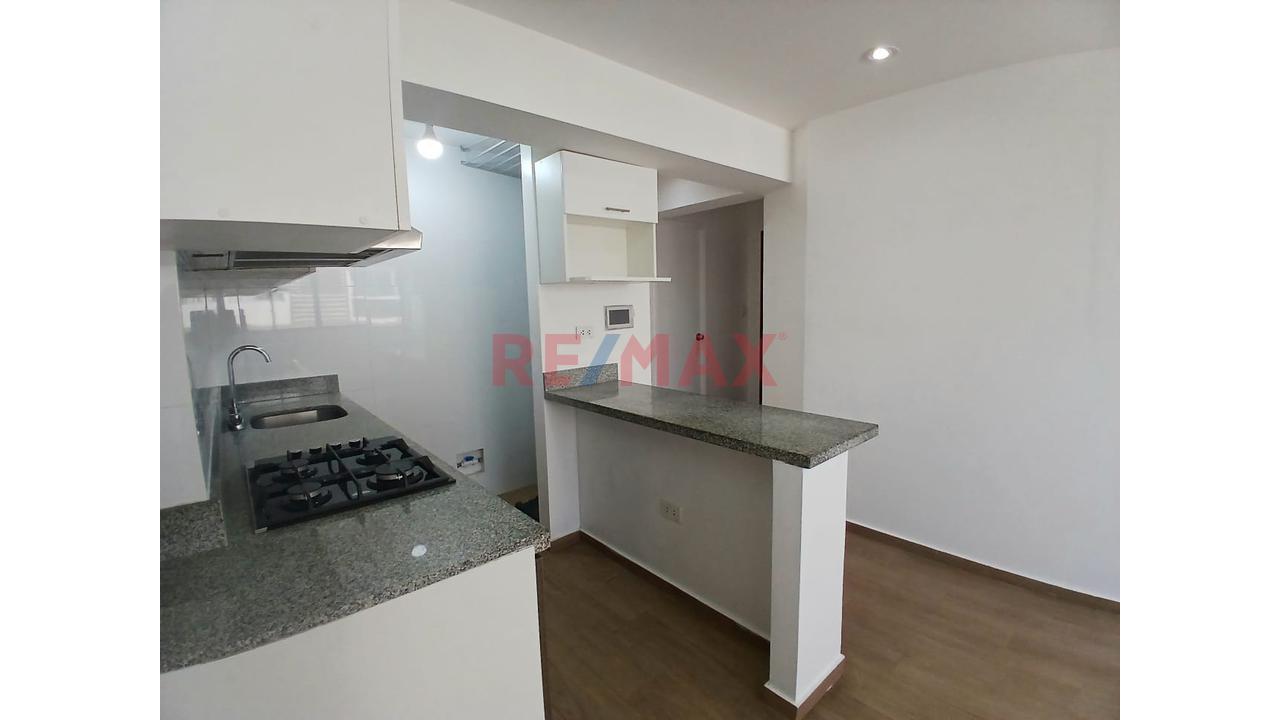 🏡✨ ¡Alquiler De Departamento En Zona Exclusiva De Surquillo, Urb. ¡La Calera De La Merced! - 3
