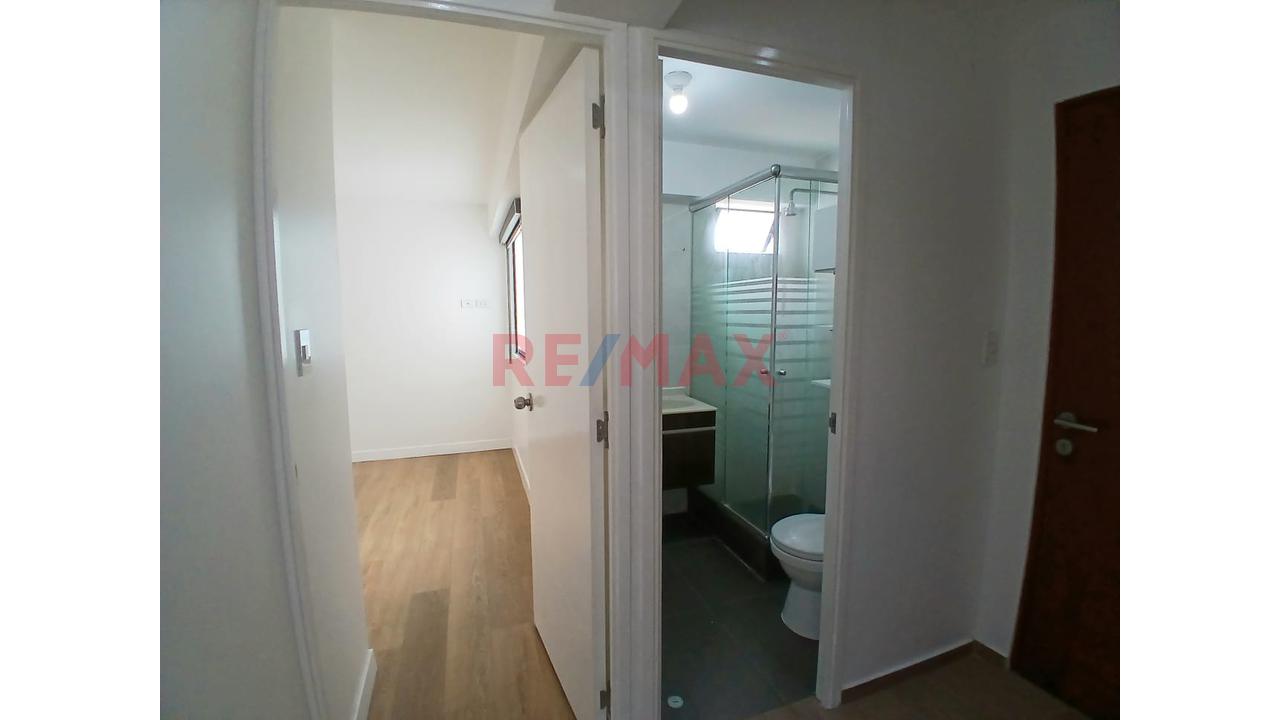 🏡✨ ¡Alquiler De Departamento En Zona Exclusiva De Surquillo, Urb. ¡La Calera De La Merced! - 8