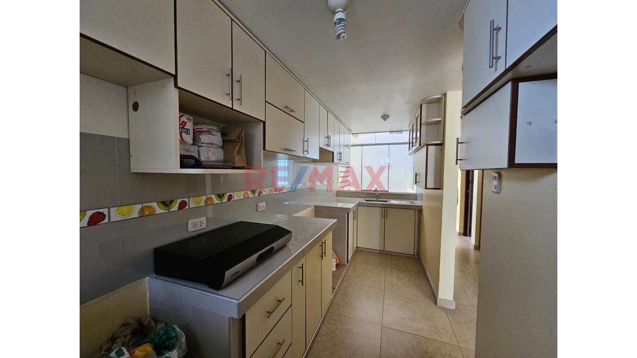 🏢 Edificio Multifamiliar En Venta En Miraflores | 4 Pisos + Azotea + Cochera - 3