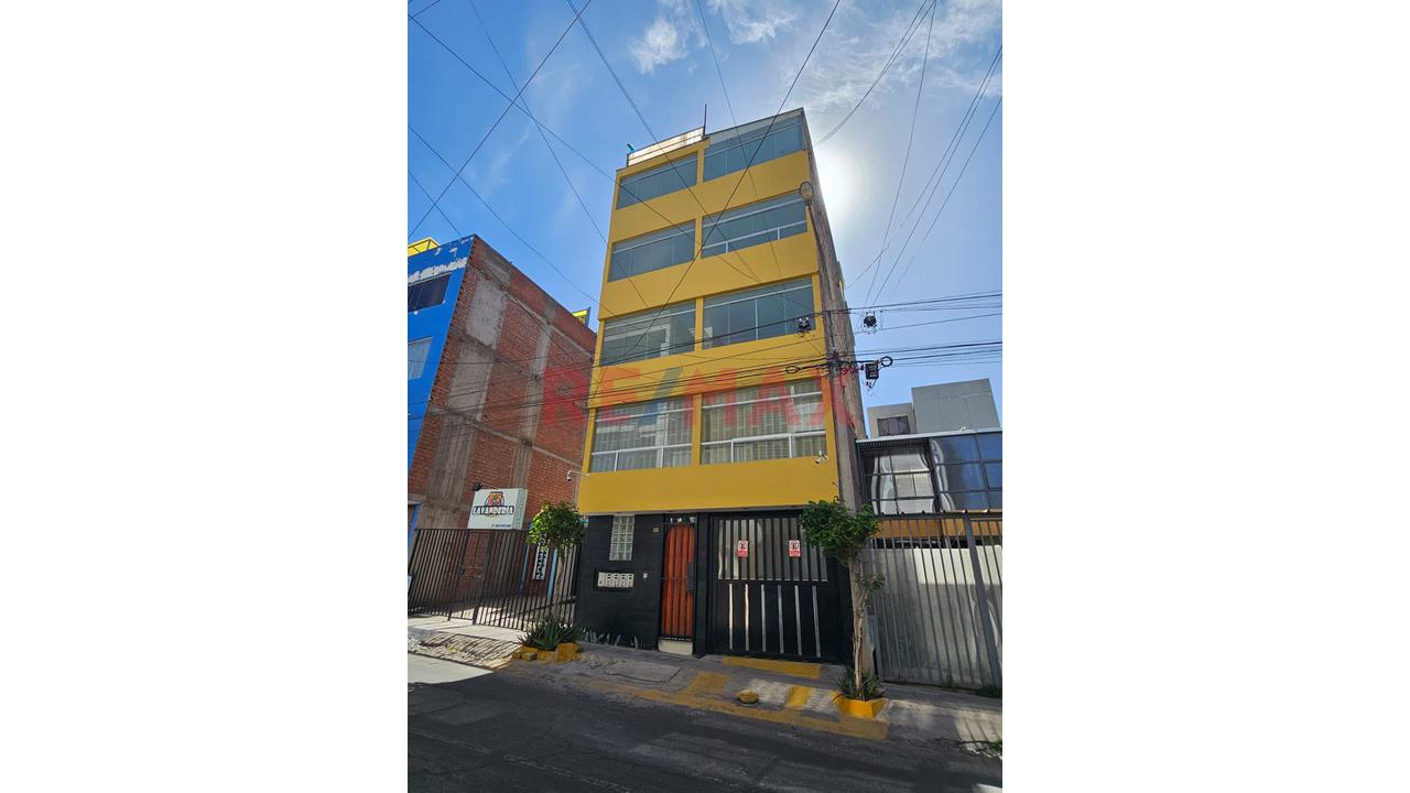 🏢 Edificio Multifamiliar En Venta En Miraflores | 4 Pisos + Azotea + Cochera - 10
