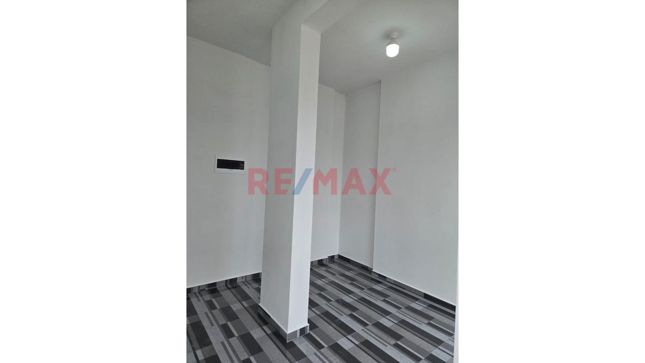 Local En Alquiler En Condominio - Oportunidad De Crecimiento Para Tu Negocio !! - 4