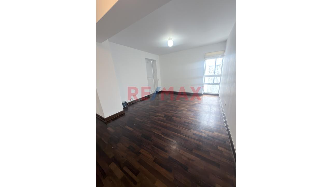 Se Alquila Departamento Cerca A Wong De Dos De Mayo San Isidro - 5
