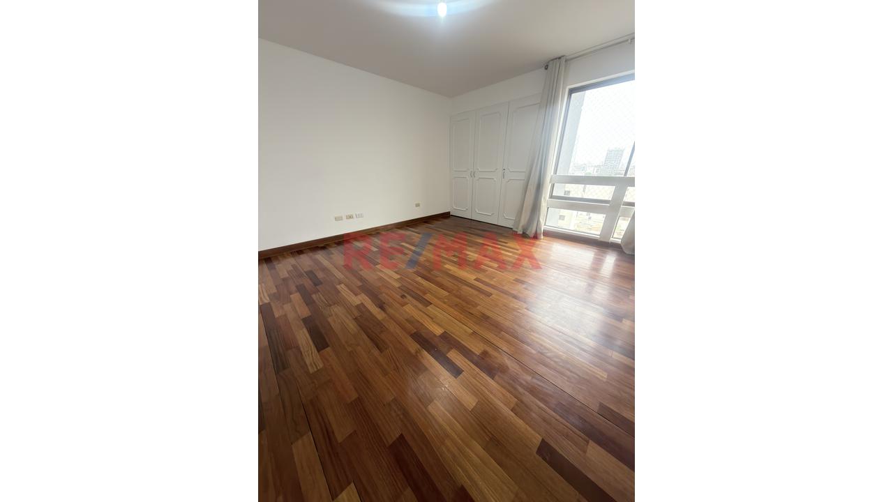 Se Alquila Departamento Cerca A Wong De Dos De Mayo San Isidro - 16