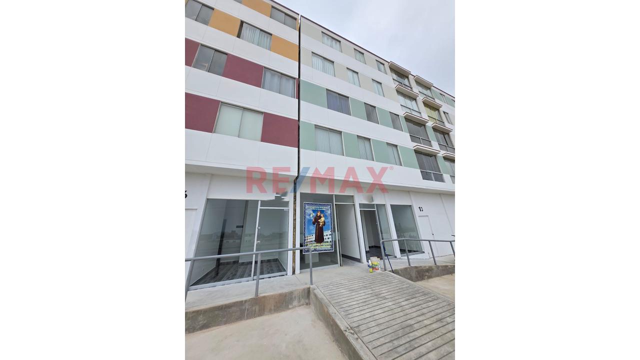 Alquiler De Local En Condominio - Oportunidad De Crecimiento Para Tu Negocio !! - 2