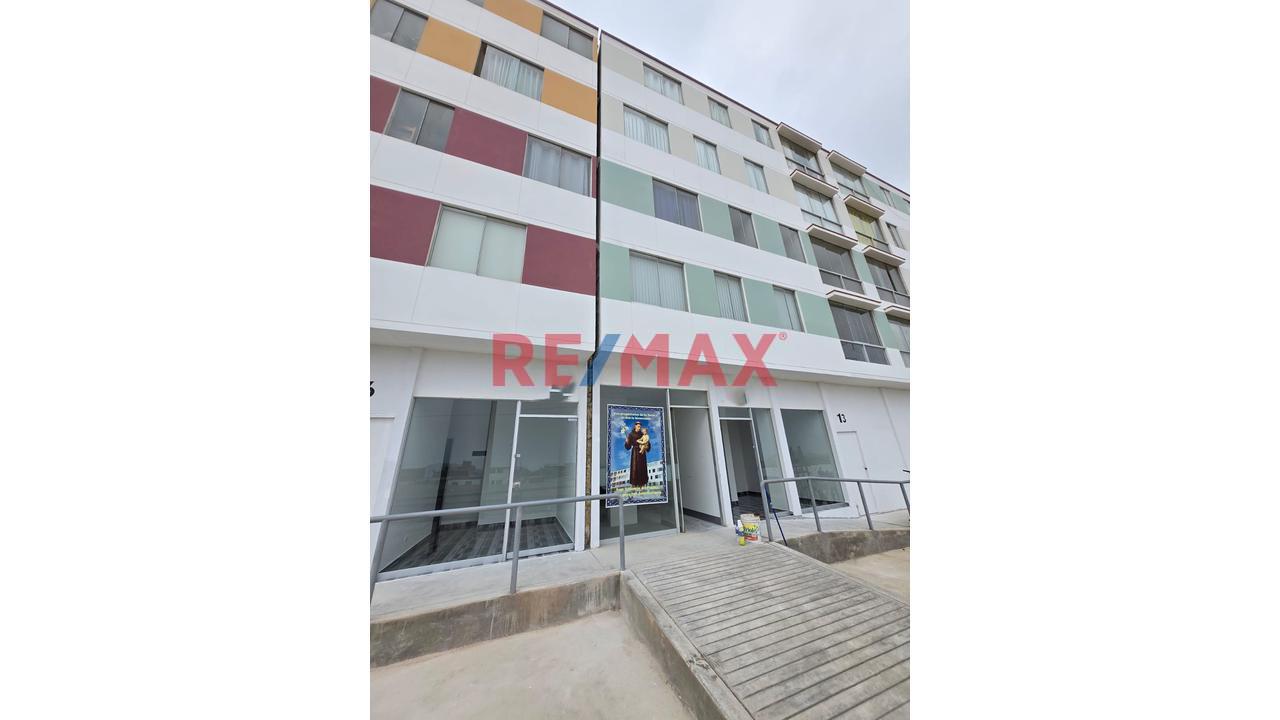 Alquiler De Local En Condominio - Oportunidad De Crecimiento Para Tu Negocio !! - 1