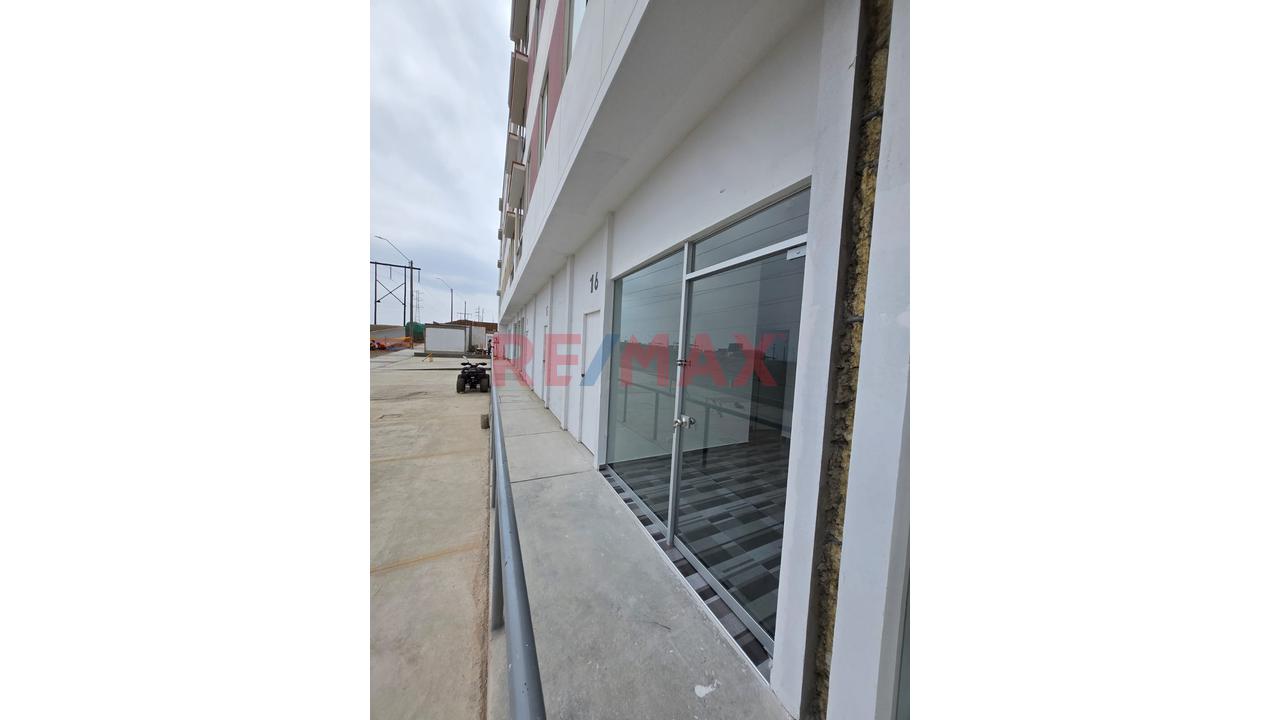 Alquiler De Local En Condominio - Oportunidad De Crecimiento Para Tu Negocio !! - 3