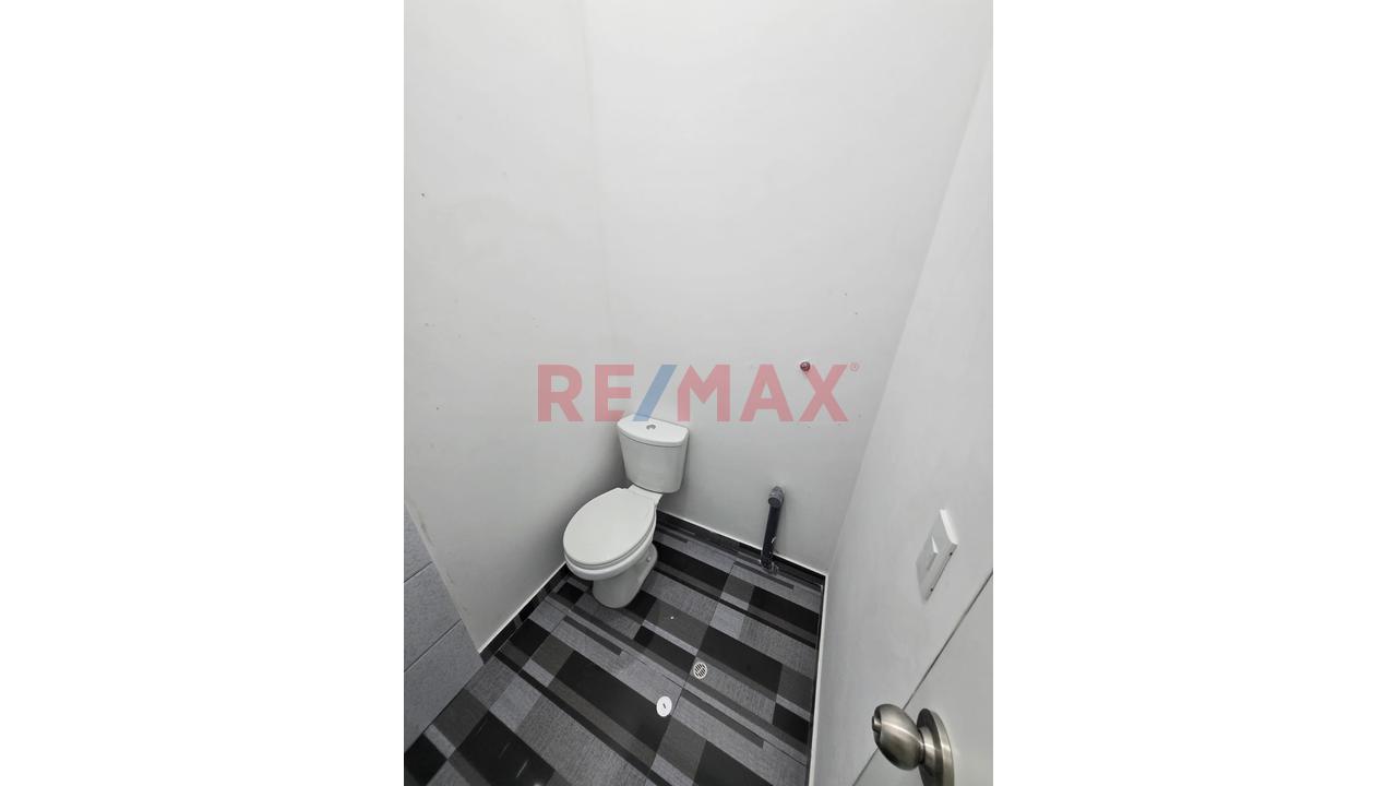 Alquiler De Local En Condominio - Oportunidad De Crecimiento Para Tu Negocio !! - 5