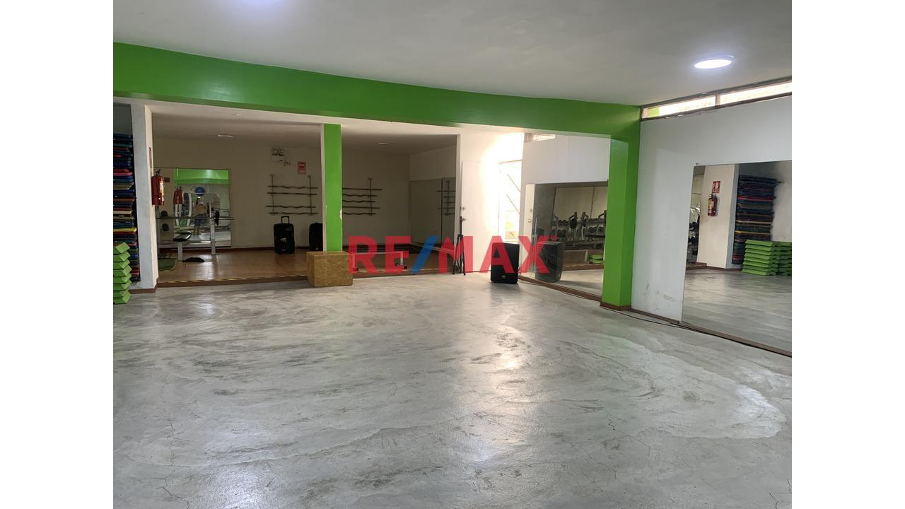 Local Comercial En Alquiler En El Callao - 3 Pisos — foto 6