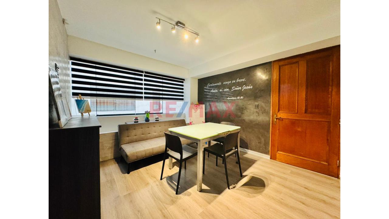 Venta De Departamento En Lince Limite Con Jesús María — foto 4