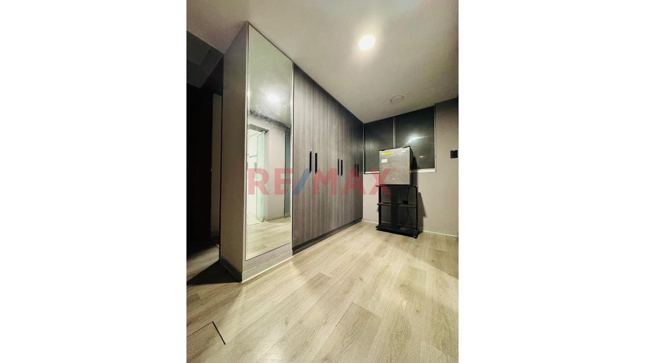 Venta De Departamento En Lince Limite Con Jesús María — foto 14