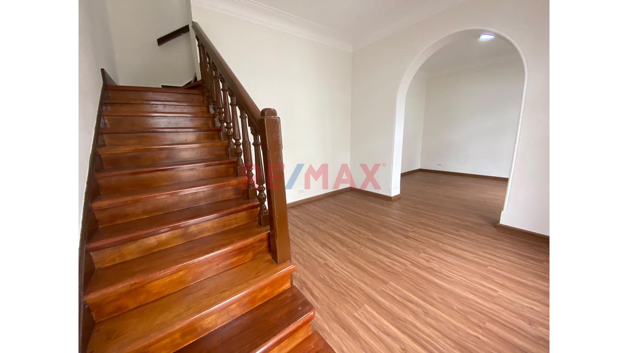 Alquiler De Casa Para Vivienda U Oficina, A Pocos Metros De La Av. Brasil Y De La Municipalidad - 3