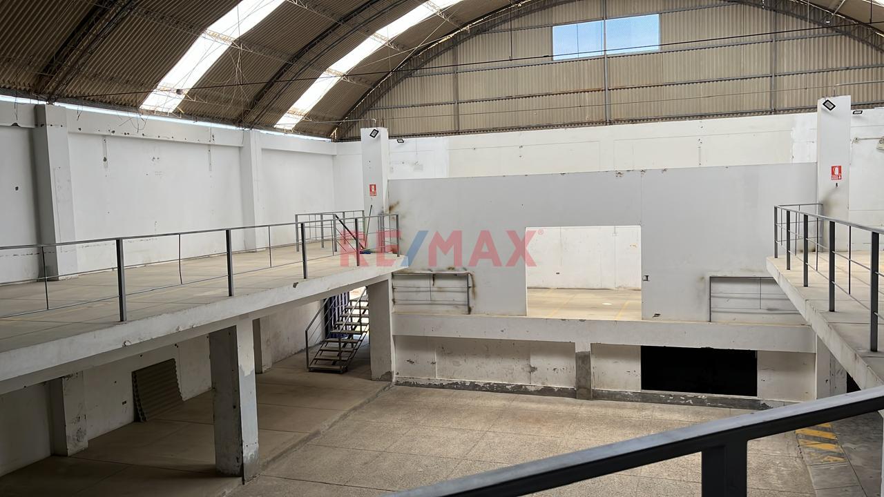 Oportunidad Única: Amplio Local Comercial Y Logístico De 900 M² En Paita Alta - 7