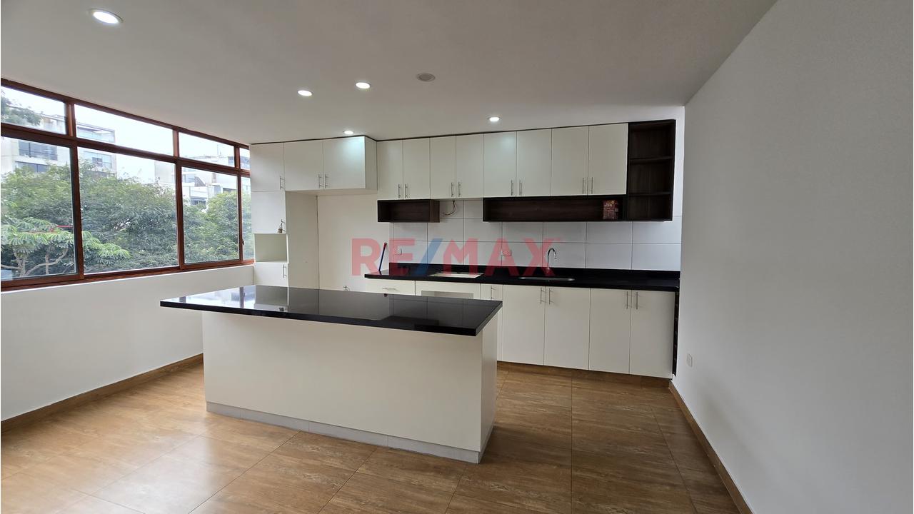 Venta Dúplex De 240M2 En San Borja Sur - 2