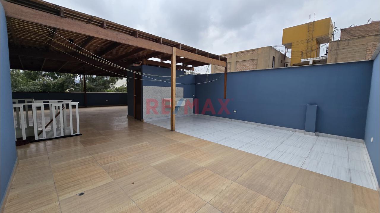 Venta Dúplex De 240M2 En San Borja Sur - 16