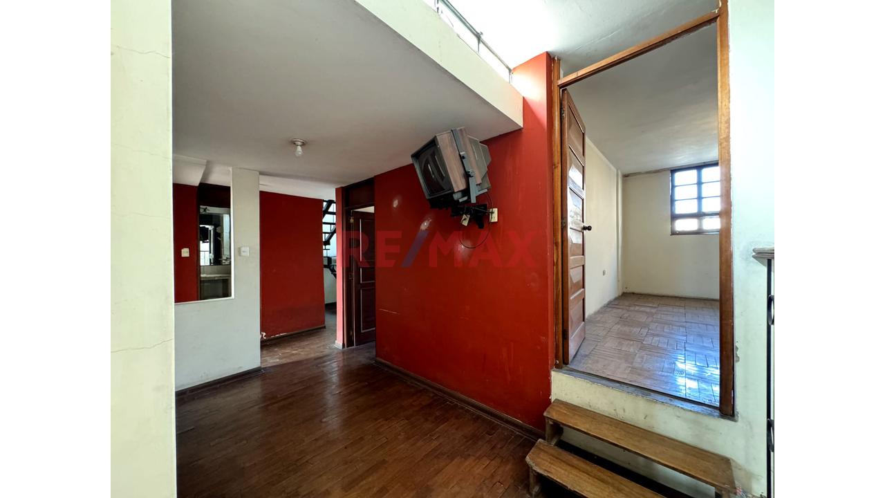 Oportunidad Única Venta De Departamento Dúplex , Ubicado En El Cercado De Lima Límite Con Pueblo Libre — foto 12