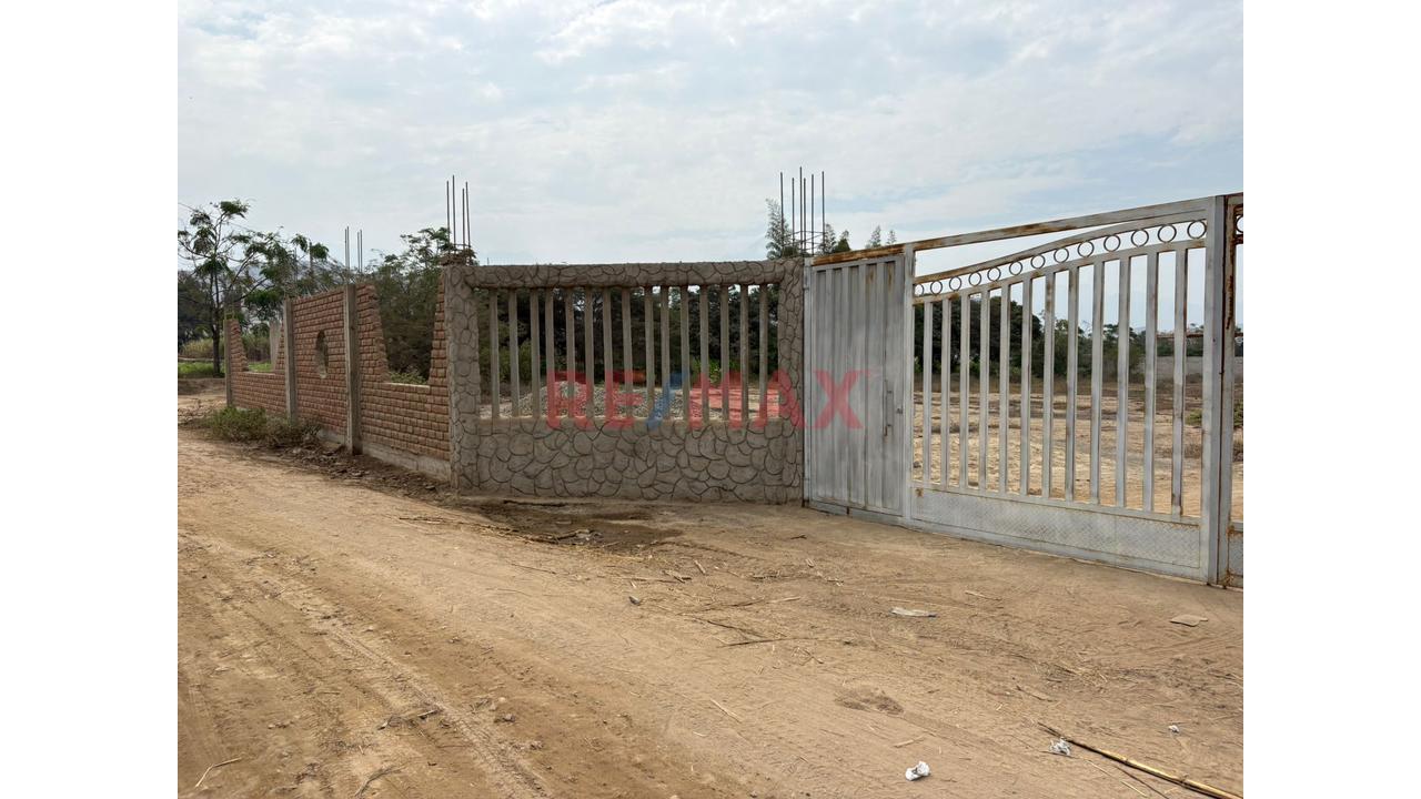 Exclusivo Lote 1000 M2 Para Casa Campo En Laredo - 6