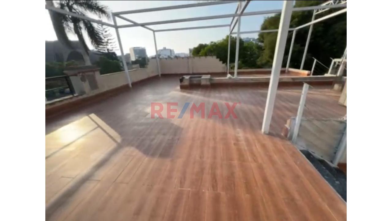 Rooftop Comercial De 245 M² En Miraflores | Ubicación Estratégica Para Impulsar Tu Negocio - 10