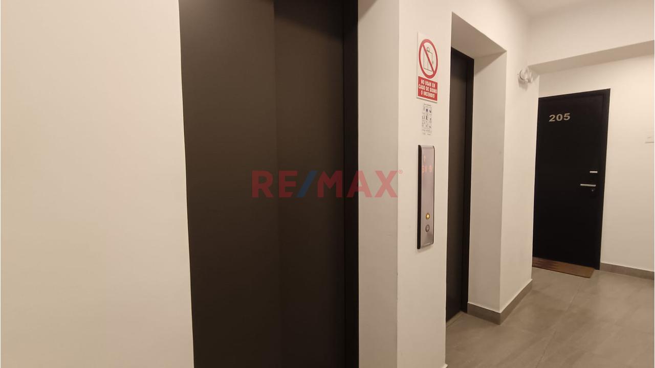 Alquilo Lindo  Departamento En San Isidro -Centro Financiero-Edificio Momentum — foto 8