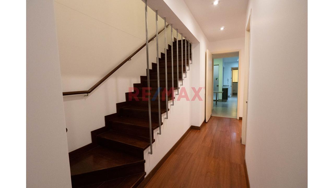 Hay Departamentos Grandes... Y Luego Están Aquellos Que Te Hacen Sentir Que Vives En Una Casa Dentro De Un Exclusivo Condominio Privado. — foto 9